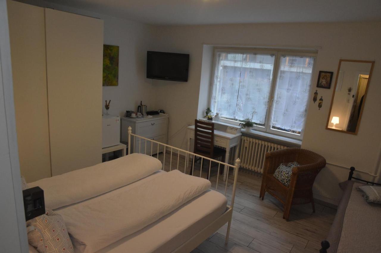 Kiki'S B&B Basel Bagian luar foto